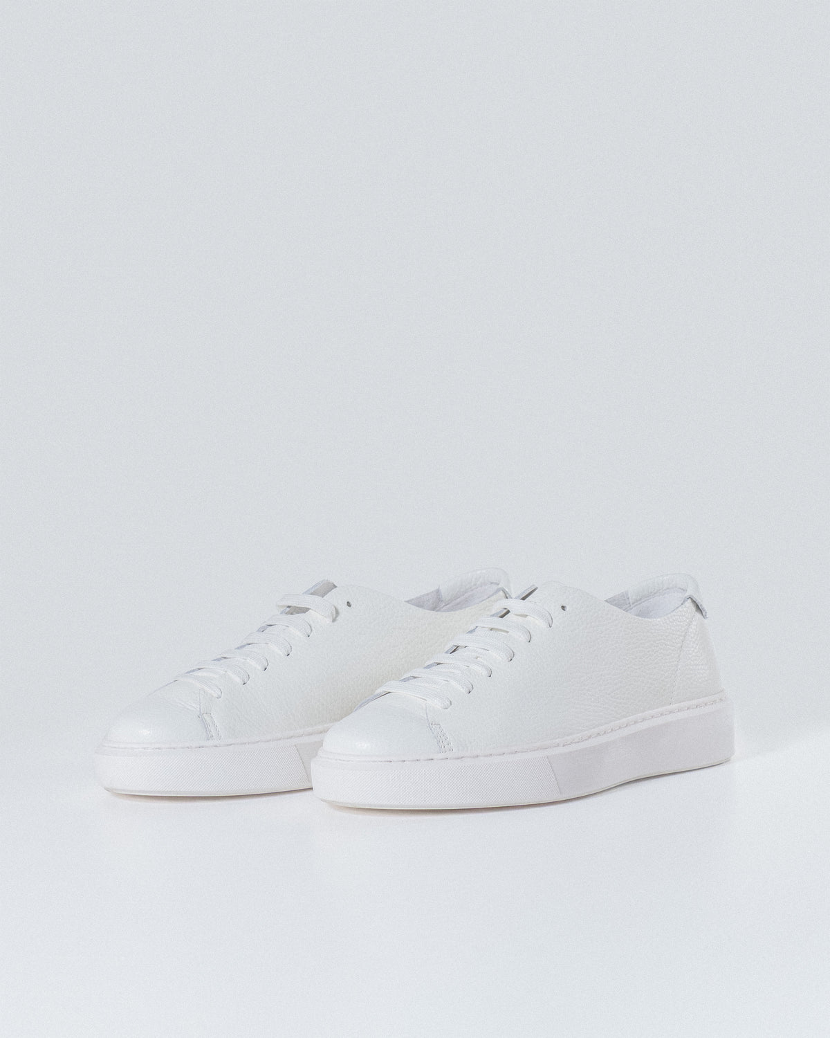 WNB // SNEAKERS ESSENTIAL WHITE