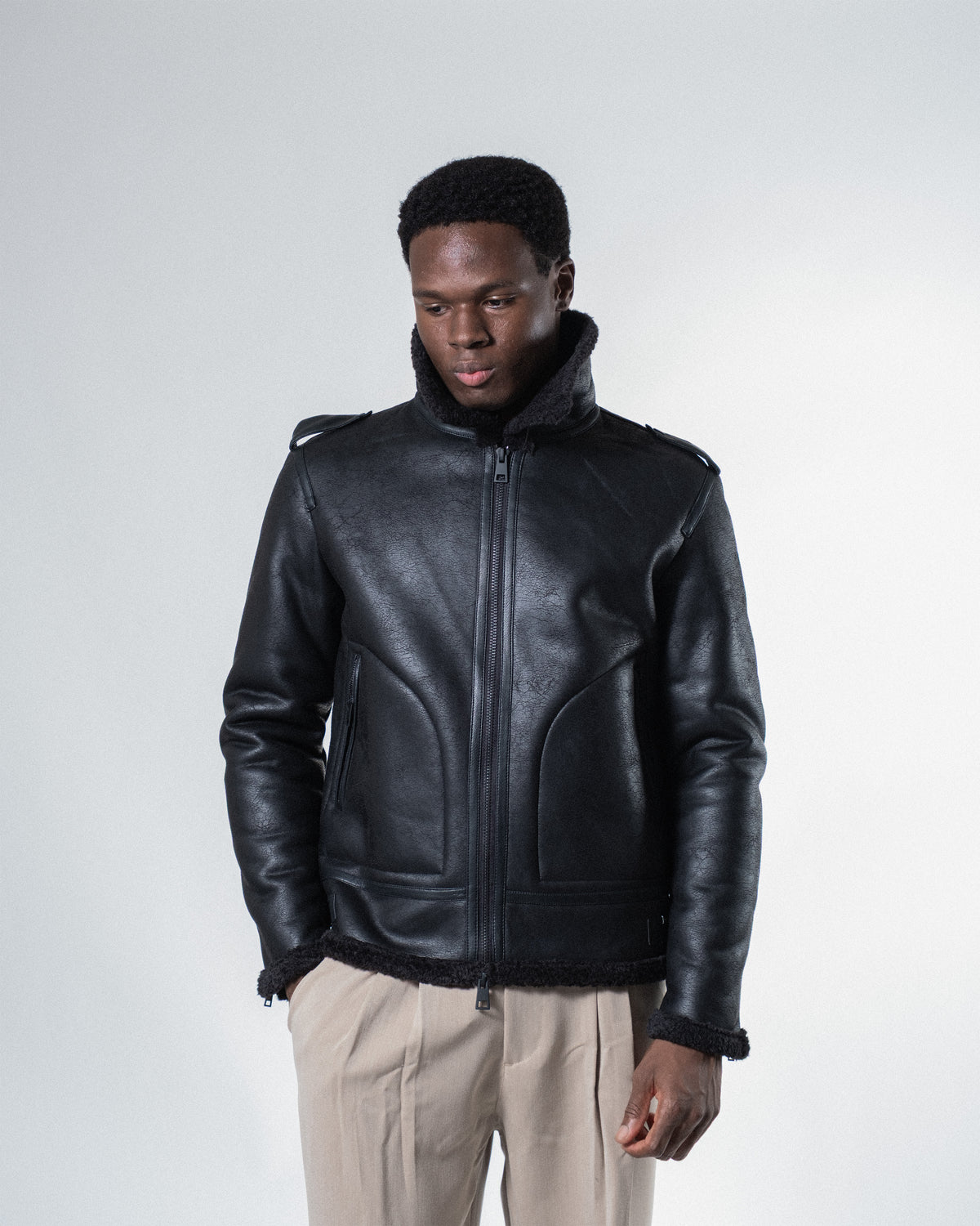 WNB // SHEEPSKIN BLACK