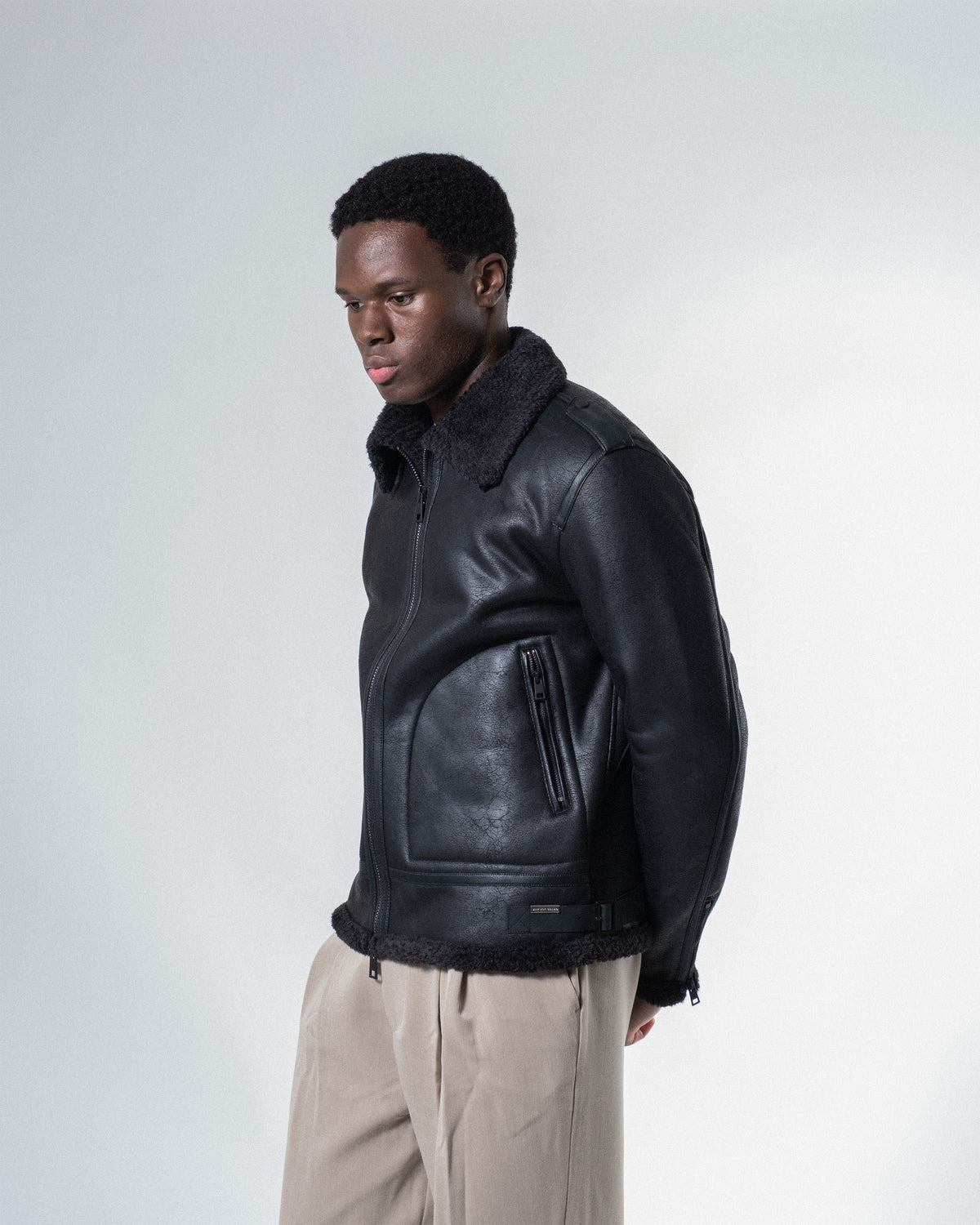 WNB // SHEEPSKIN BLACK