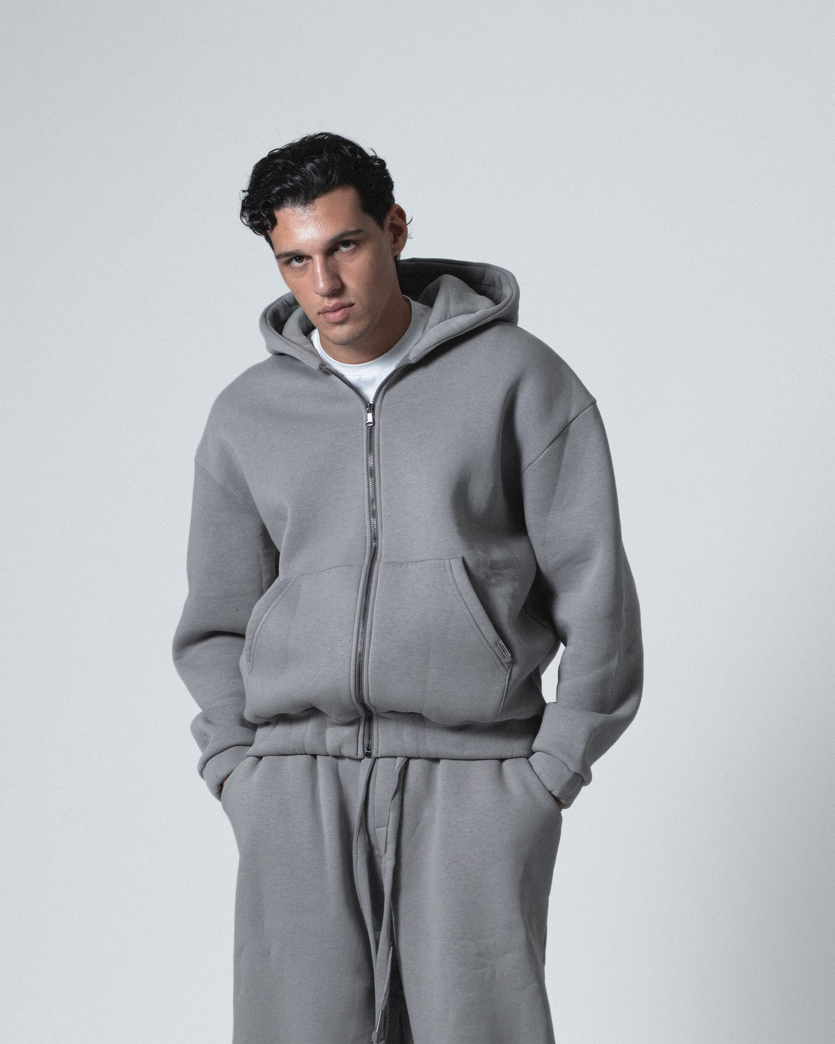 WNB // HOODIE CONCEPTUAL ZIP