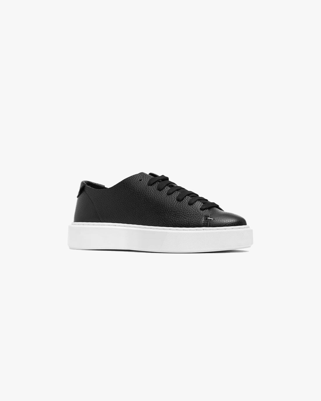 WNB // SNEAKERS ESSENTIAL