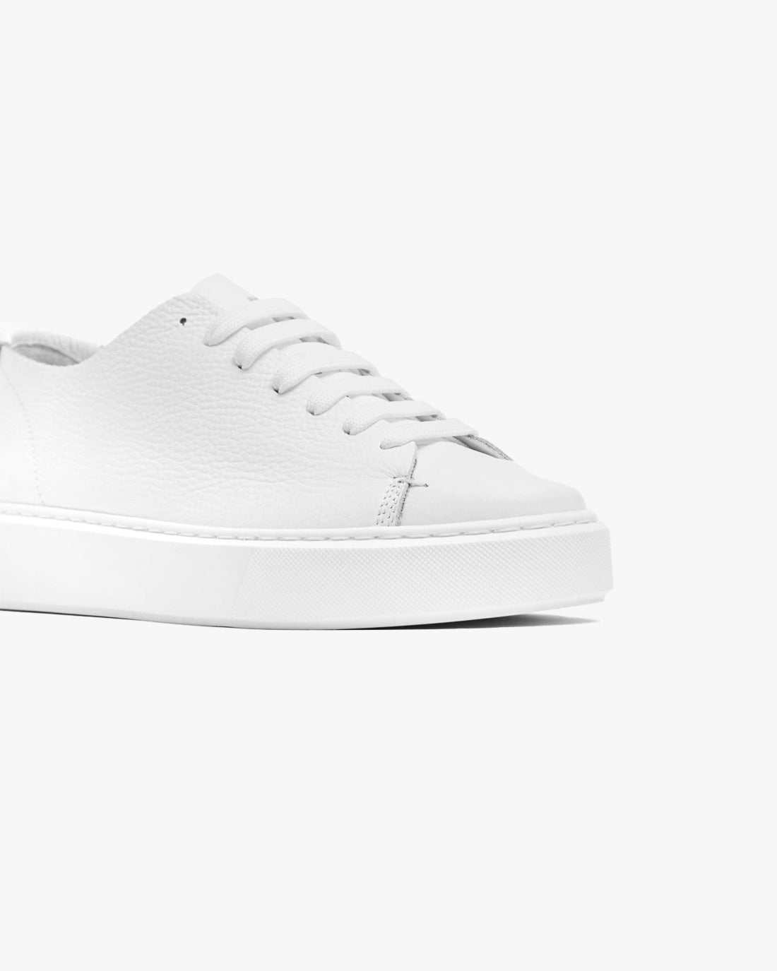 WNB // SNEAKERS ESSENTIAL